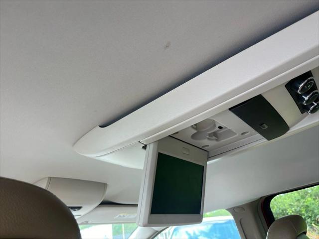 used 2016 Chrysler Town & Country car, priced at $8,995