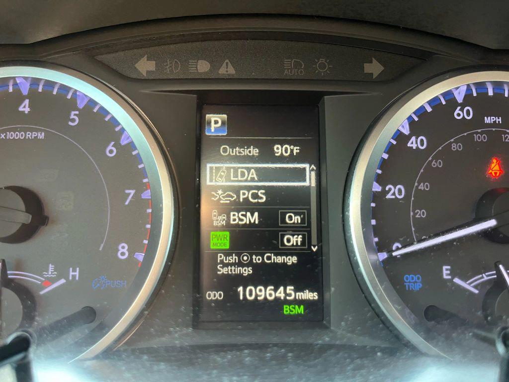 used 2019 Toyota Highlander car, priced at $23,995