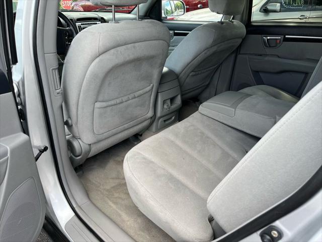 used 2008 Hyundai Santa Fe car, priced at $5,800