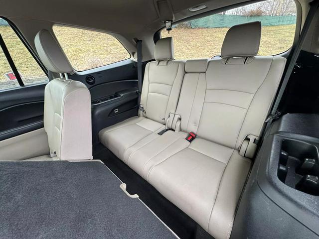 used 2016 Honda Pilot car