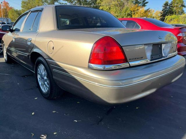 used 2004 Ford Crown Victoria car, priced at $7,995