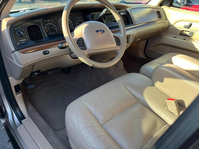 used 2004 Ford Crown Victoria car, priced at $7,995