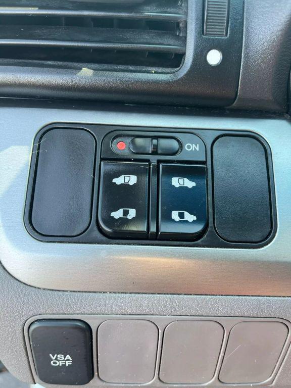 used 2010 Honda Odyssey car, priced at $3,250