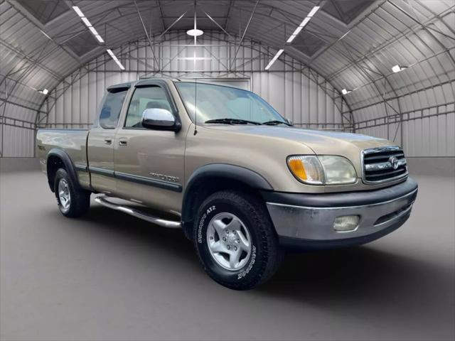 used 2001 Toyota Tundra car, priced at $3,900