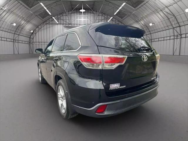 used 2015 Toyota Highlander car, priced at $19,994