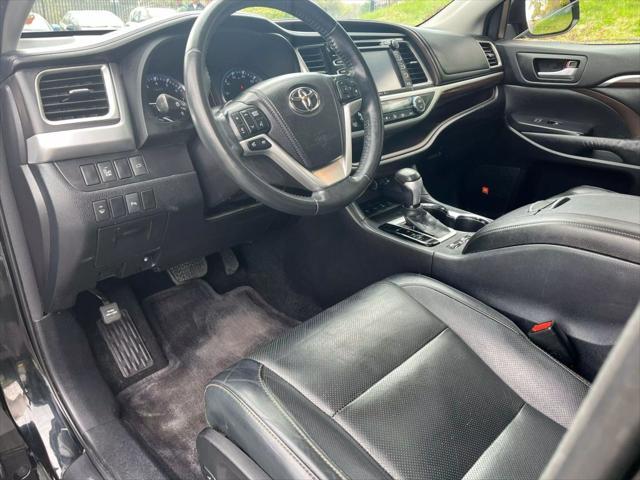 used 2015 Toyota Highlander car, priced at $19,994