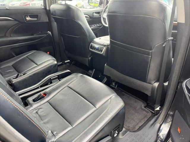 used 2015 Toyota Highlander car, priced at $19,994