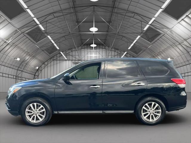 used 2014 Nissan Pathfinder car, priced at $9,994