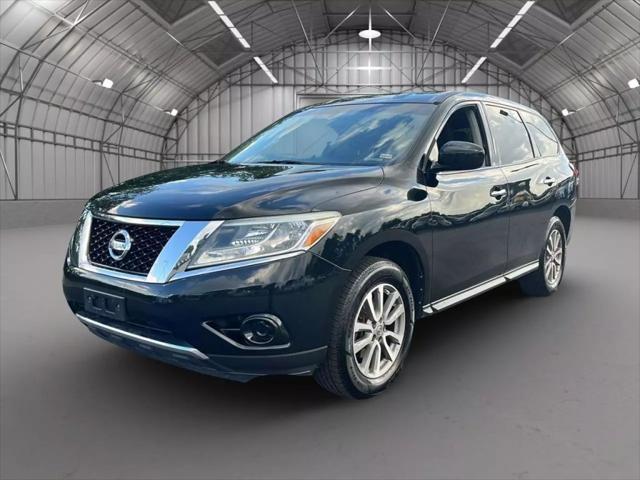 used 2014 Nissan Pathfinder car, priced at $9,994