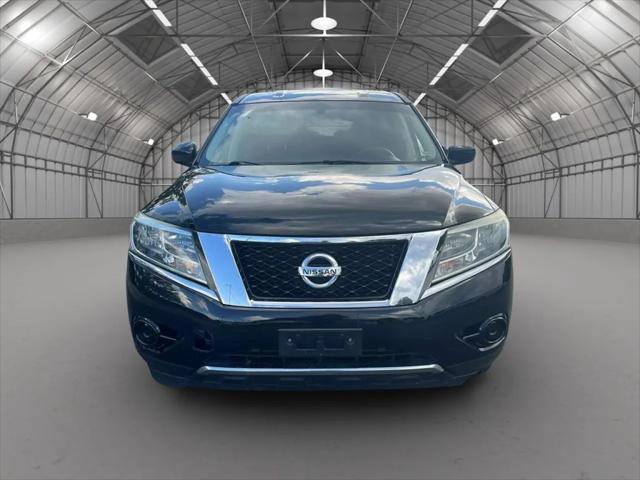 used 2014 Nissan Pathfinder car, priced at $9,994