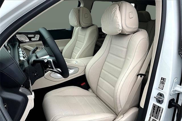 new 2026 Mercedes-Benz GLS 580 car, priced at $123,070