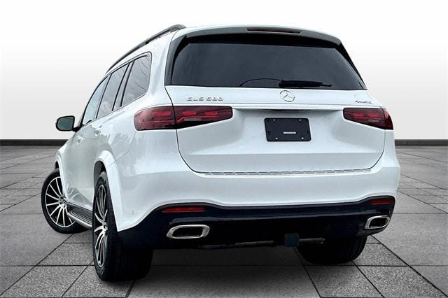 new 2026 Mercedes-Benz GLS 580 car, priced at $123,070
