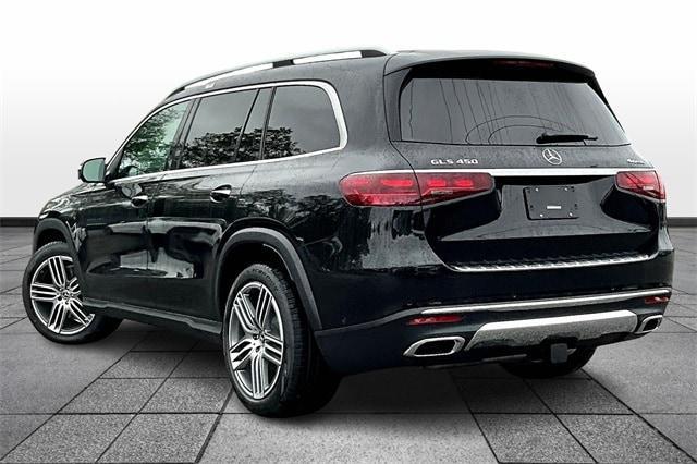 new 2025 Mercedes-Benz GLS 450 car, priced at $91,945