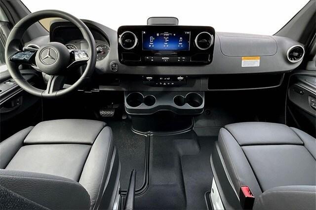 new 2026 Mercedes-Benz Sprinter 2500 car, priced at $68,686