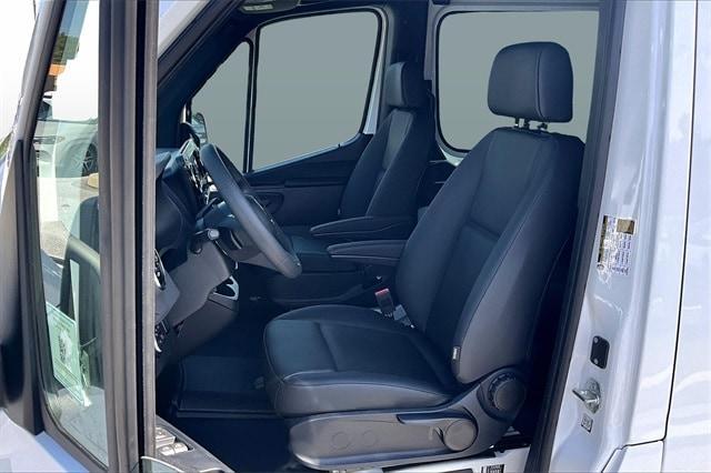 new 2025 Mercedes-Benz Sprinter 2500 car, priced at $64,609