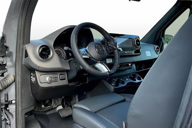 new 2026 Mercedes-Benz Sprinter 2500 car, priced at $82,605