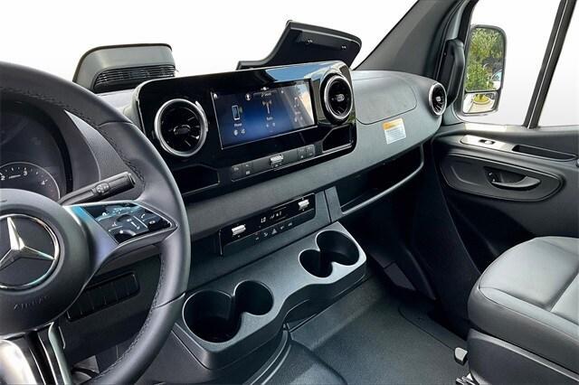 new 2025 Mercedes-Benz Sprinter 2500 car, priced at $69,221