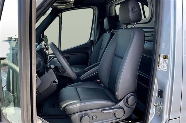 new 2025 Mercedes-Benz Sprinter 2500 car, priced at $71,274