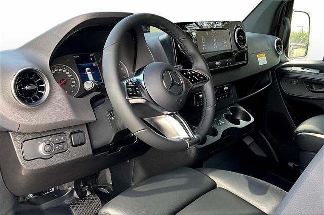 new 2026 Mercedes-Benz Sprinter 2500 car, priced at $88,164