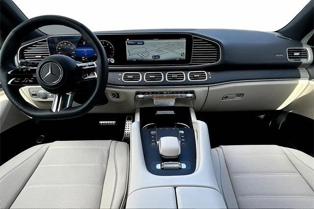 new 2026 Mercedes-Benz GLS 580 car, priced at $121,610