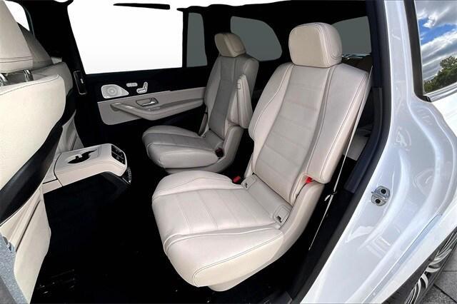 new 2026 Mercedes-Benz GLS 580 car, priced at $121,610