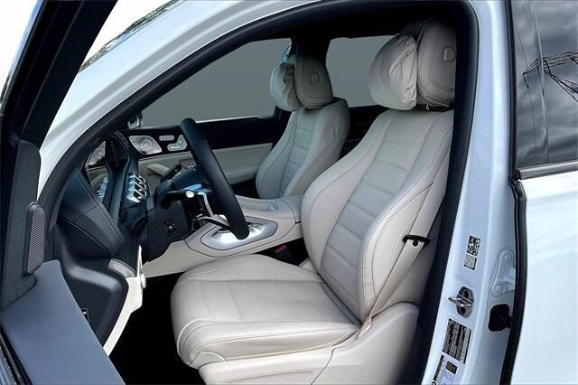 new 2026 Mercedes-Benz GLS 580 car, priced at $121,610