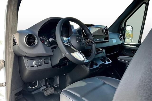 new 2025 Mercedes-Benz Sprinter 2500 car, priced at $69,221