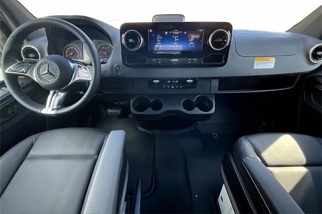 new 2025 Mercedes-Benz Sprinter 2500 car, priced at $69,221