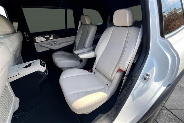 new 2025 Mercedes-Benz GLS 450 car, priced at $91,775