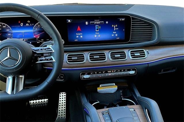 new 2025 Mercedes-Benz GLS 450 car, priced at $97,045