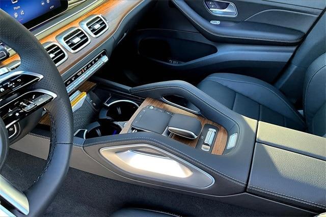 new 2025 Mercedes-Benz GLS 450 car, priced at $97,045