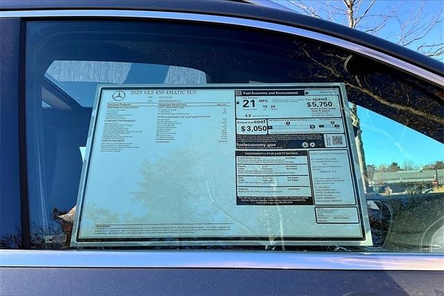 new 2025 Mercedes-Benz GLS 450 car, priced at $97,045
