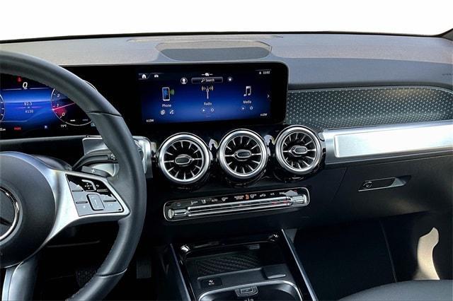 used 2025 Mercedes-Benz GLB 250 car, priced at $44,137