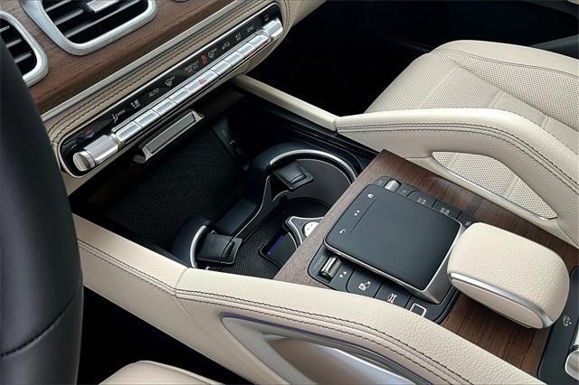 new 2026 Mercedes-Benz GLE 580 car, priced at $104,210