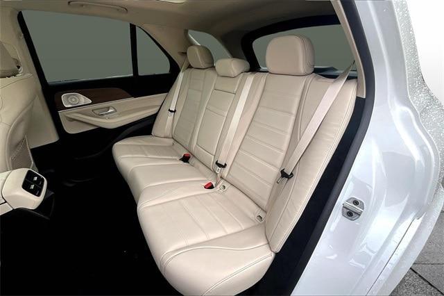 new 2026 Mercedes-Benz GLE 580 car, priced at $104,210