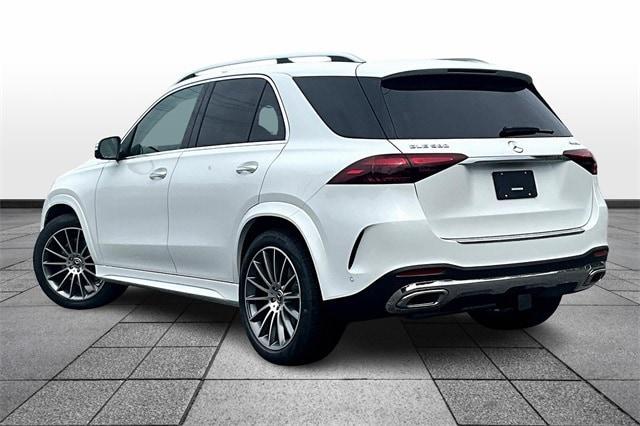 new 2026 Mercedes-Benz GLE 580 car, priced at $104,210