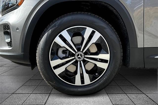 new 2026 Mercedes-Benz GLB 250 car, priced at $53,295