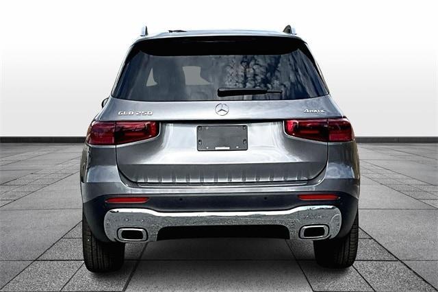 new 2026 Mercedes-Benz GLB 250 car, priced at $53,295