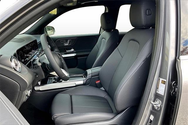 new 2026 Mercedes-Benz GLB 250 car, priced at $53,295
