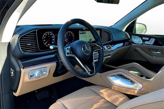 new 2026 Mercedes-Benz GLE 580 car, priced at $104,250