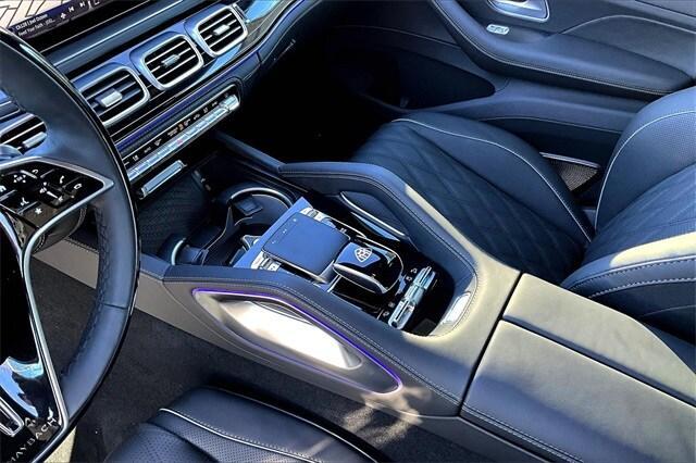new 2025 Mercedes-Benz Maybach GLS 600 car, priced at $195,595