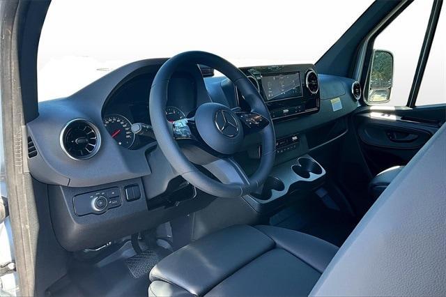 new 2025 Mercedes-Benz Sprinter 2500 car, priced at $75,331