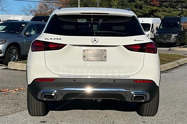 new 2026 Mercedes-Benz GLA 250 car, priced at $49,160