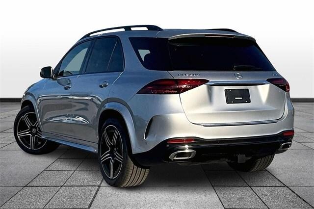 new 2026 Mercedes-Benz GLE 580 car, priced at $104,085