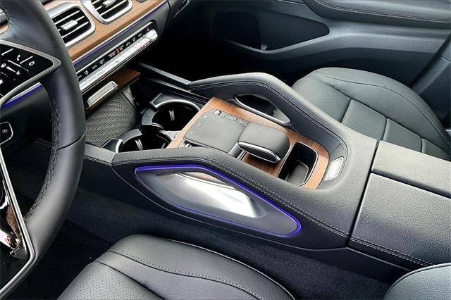 new 2025 Mercedes-Benz GLE 350 car, priced at $70,125
