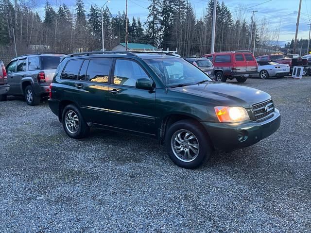 used 2001 Toyota Highlander car, priced at $3,999