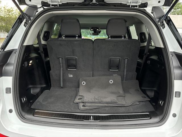 used 2023 Jeep Grand Cherokee L car, priced at $27,495