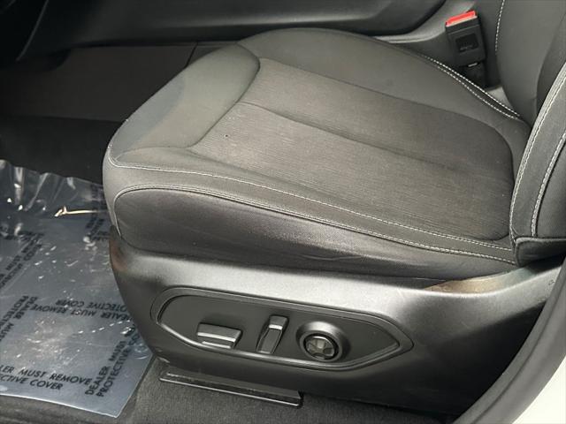 used 2023 Jeep Grand Cherokee L car, priced at $27,495