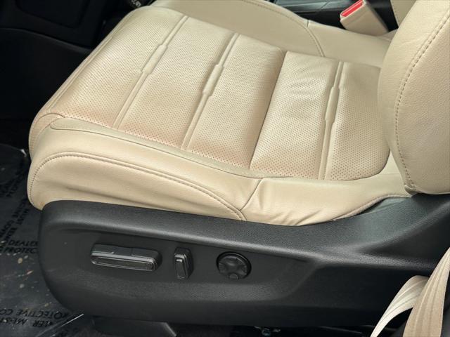 used 2022 Honda CR-V car, priced at $27,900