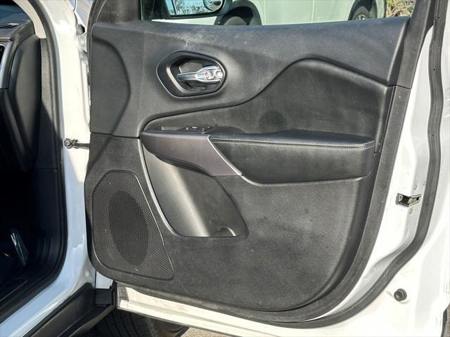 used 2019 Jeep Cherokee car, priced at $14,900